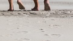 Fußspuren im Sand auf Juist