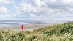 Nachhaltigkeit auf der KlimaInsel Juist - Blick auf den breiten Juister Strand