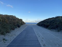 Strandaufgang auf Juist im Winter