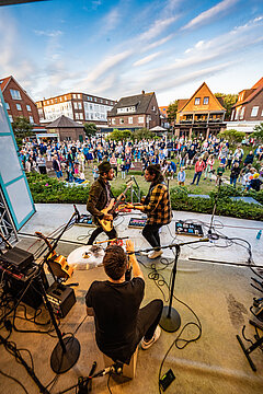 Maizeit auf der Insel Juist mit Open Air Veranstaltungen